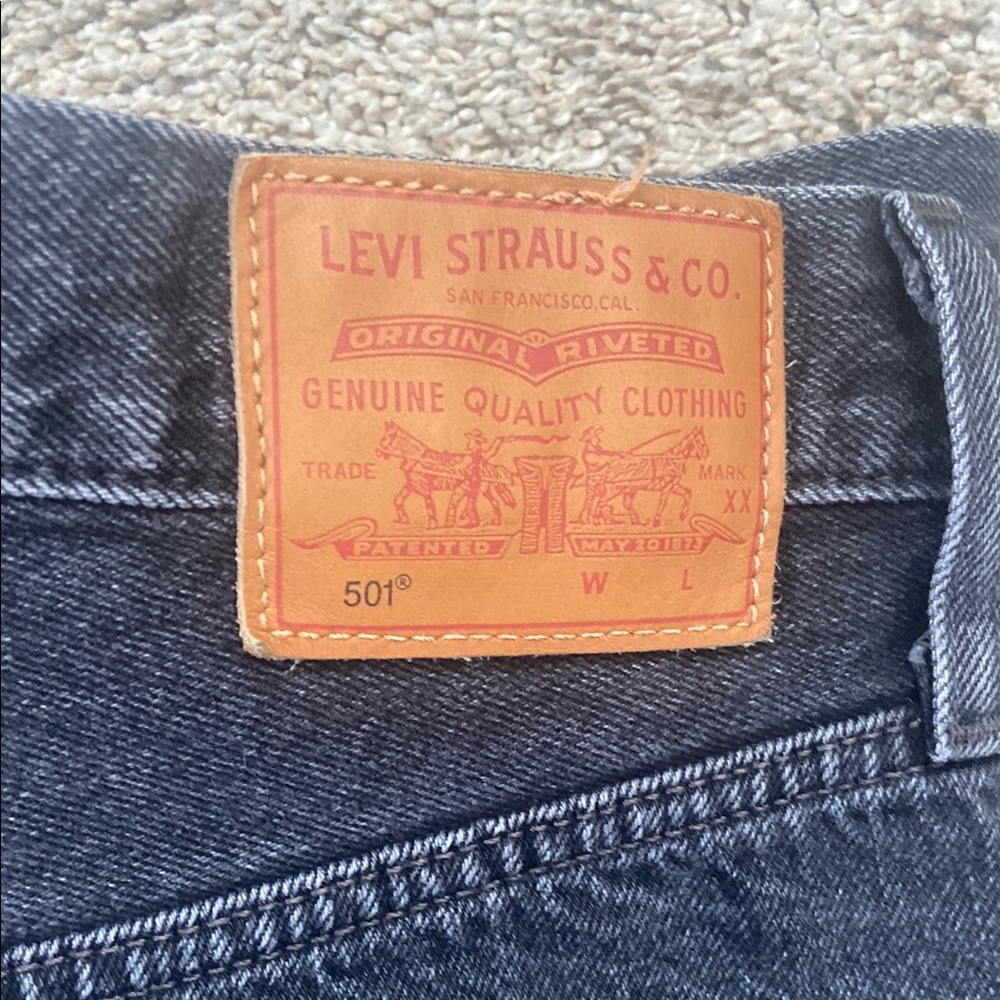 Levi's Black Denim Shorts - Picture 2 of 13